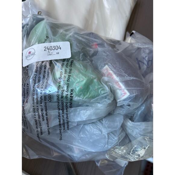 Vintage Budweiser Bottles and Bullfrogs String Lights - Picture 8 of 8